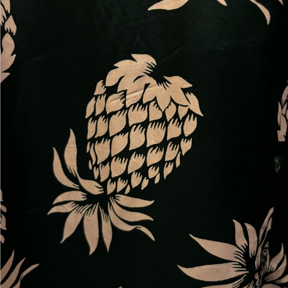 LE SUPERBE BEAUTIFUL SILK SHIRT, LIKE NEW, SIZE 6, pineapple print - Picture 9 of 14